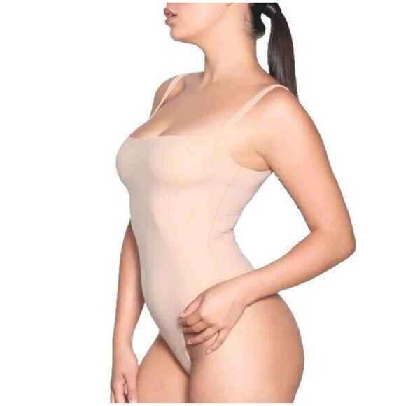 SKIMS Other - SKIMSFits Everybody Square Neck BodysuitSnap Closure New NWOT 2X Sand Nude